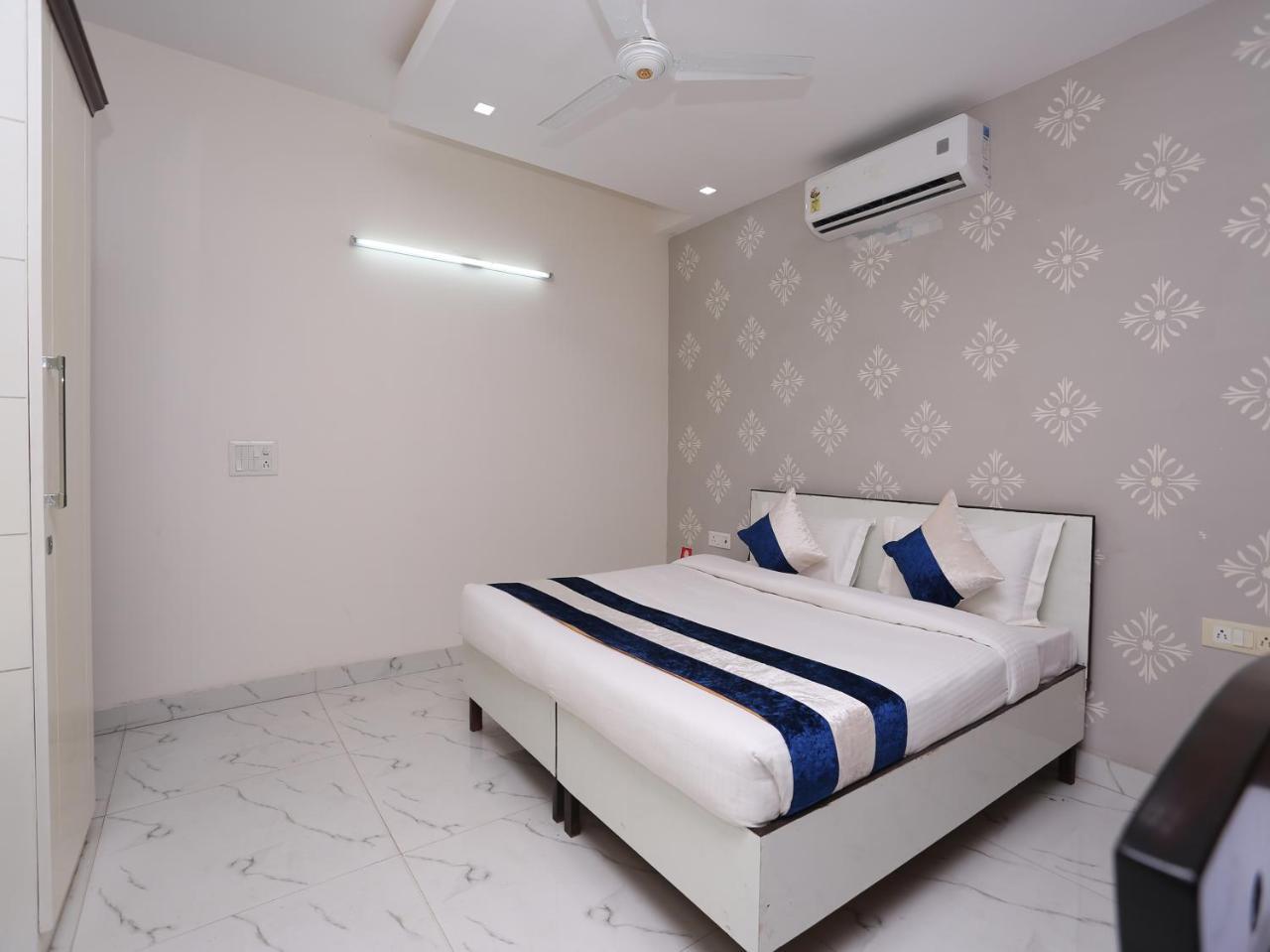 Oyo 10008 Hotel Golden Tree Delhi  Ngoại thất bức ảnh